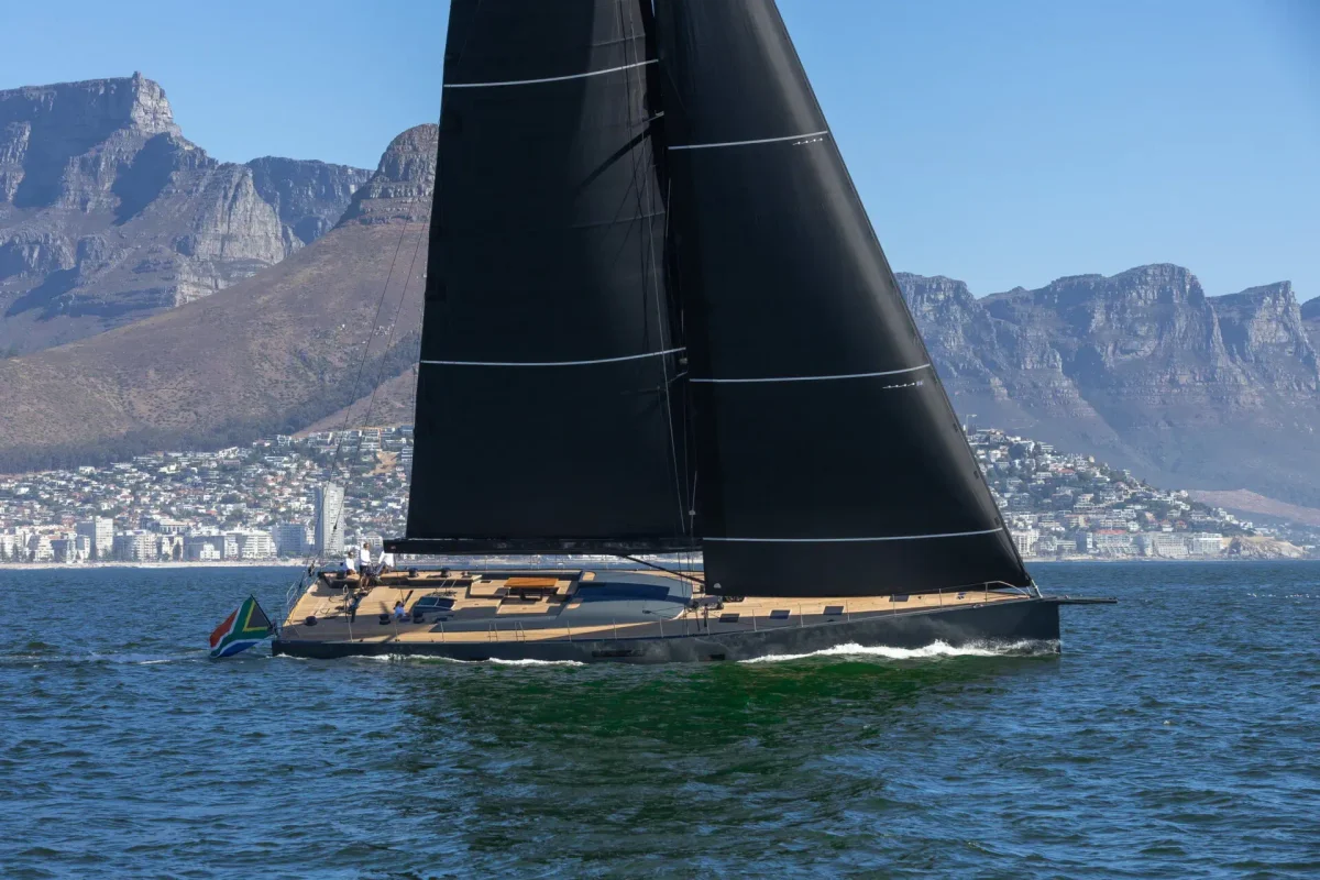 Southern Wind SW96 Nyumba 2023 boat specs