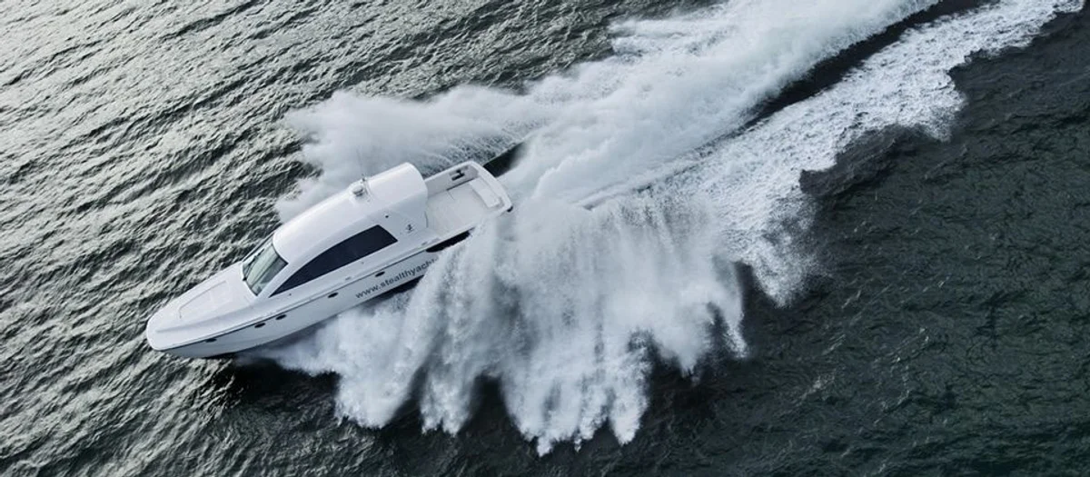 Stealth Yachts 520 RUV 2013 boat specs