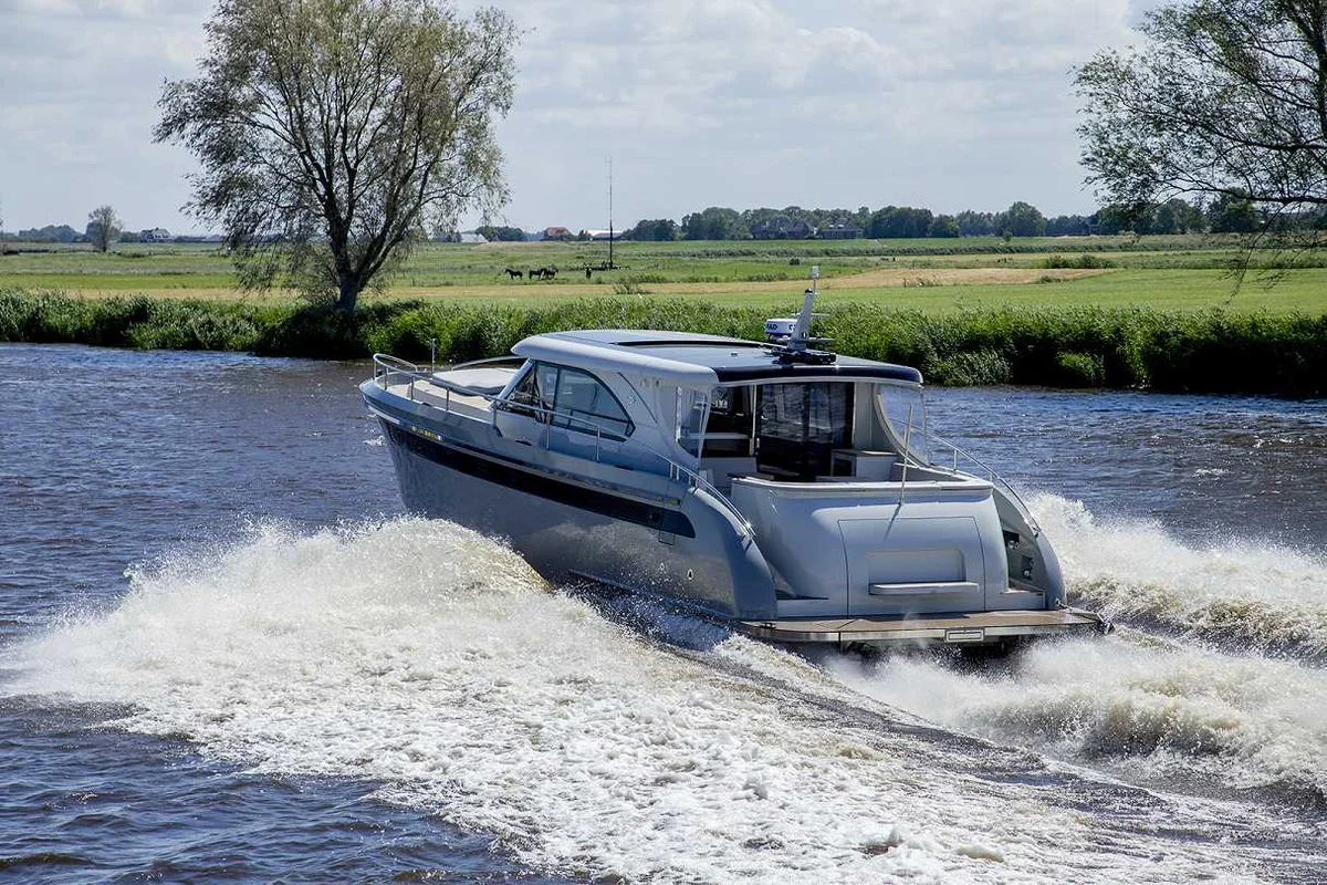 Steeler 56S Performance 2021 boat specs