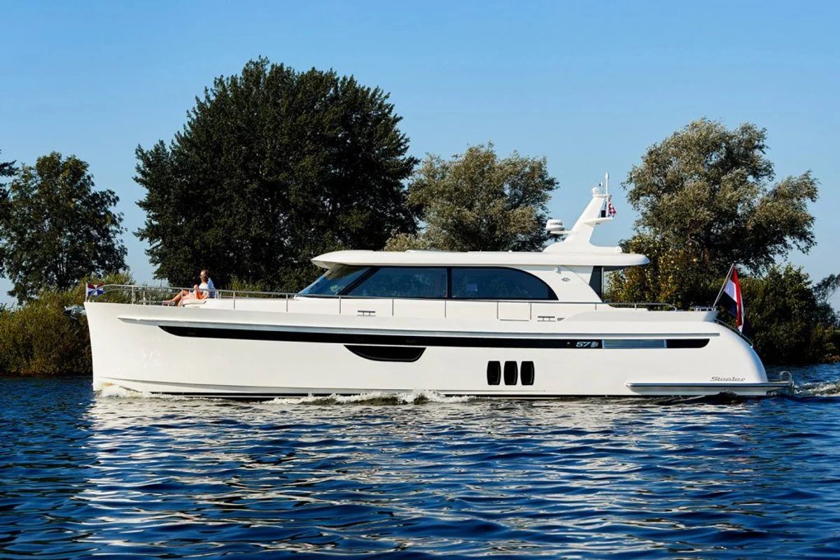 Steeler 57S Long Range 2017 boat specs