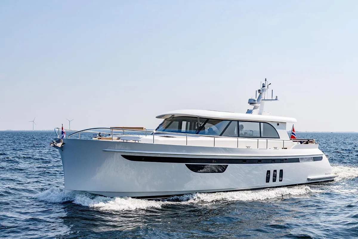 Steeler 59S Long Range 2017 boat specs