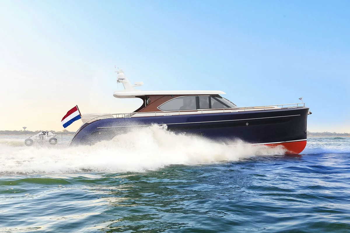 Steeler 60S Performance Centre Sleeper 2021 boat specs