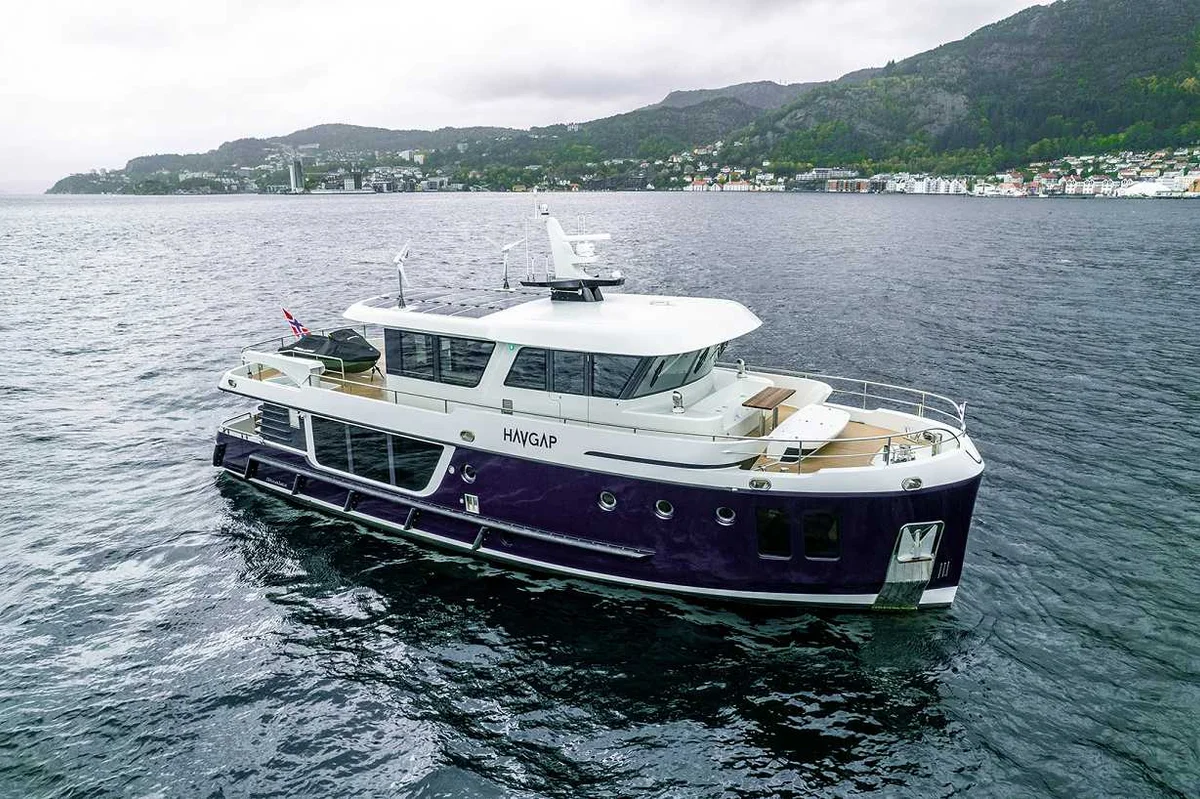 Steeler 61S Electric 2022 boat specs