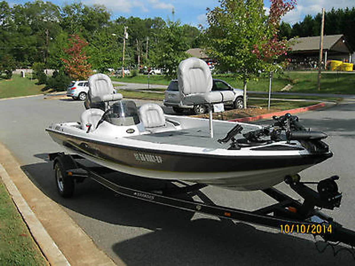 Stratos Boats 176 XT 2008 boat specs