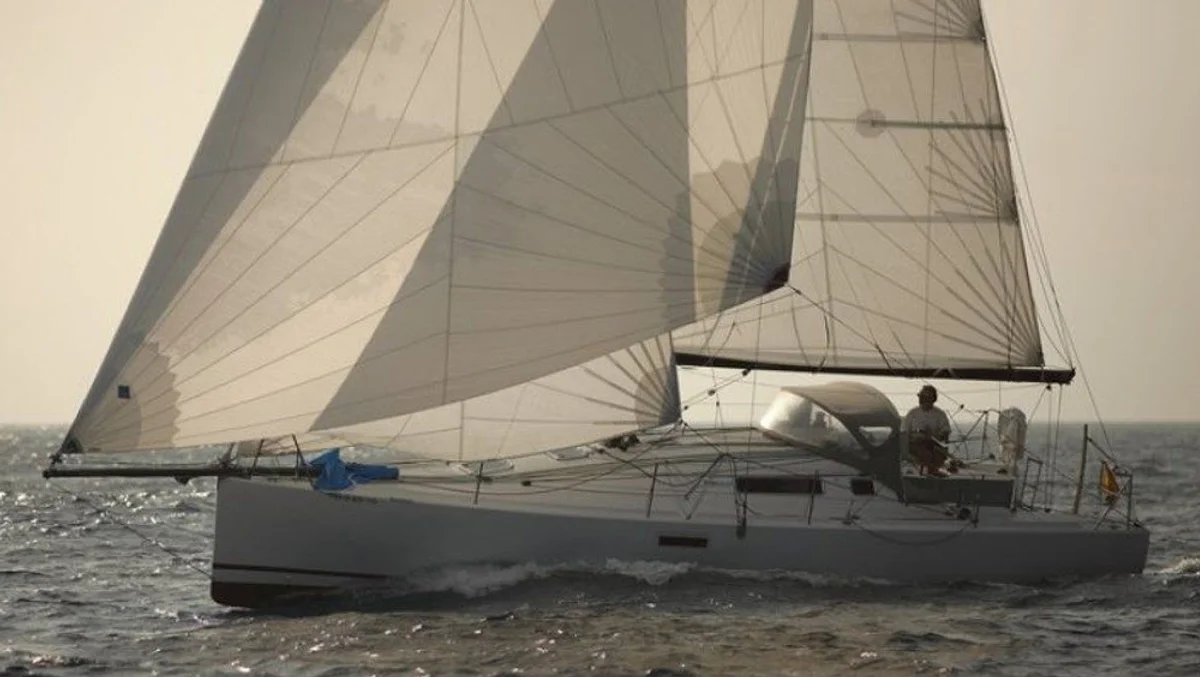 Pogo 10.50 Swing keel Boat Specs
