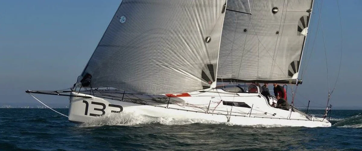 Pogo 40S3 Boat Specs