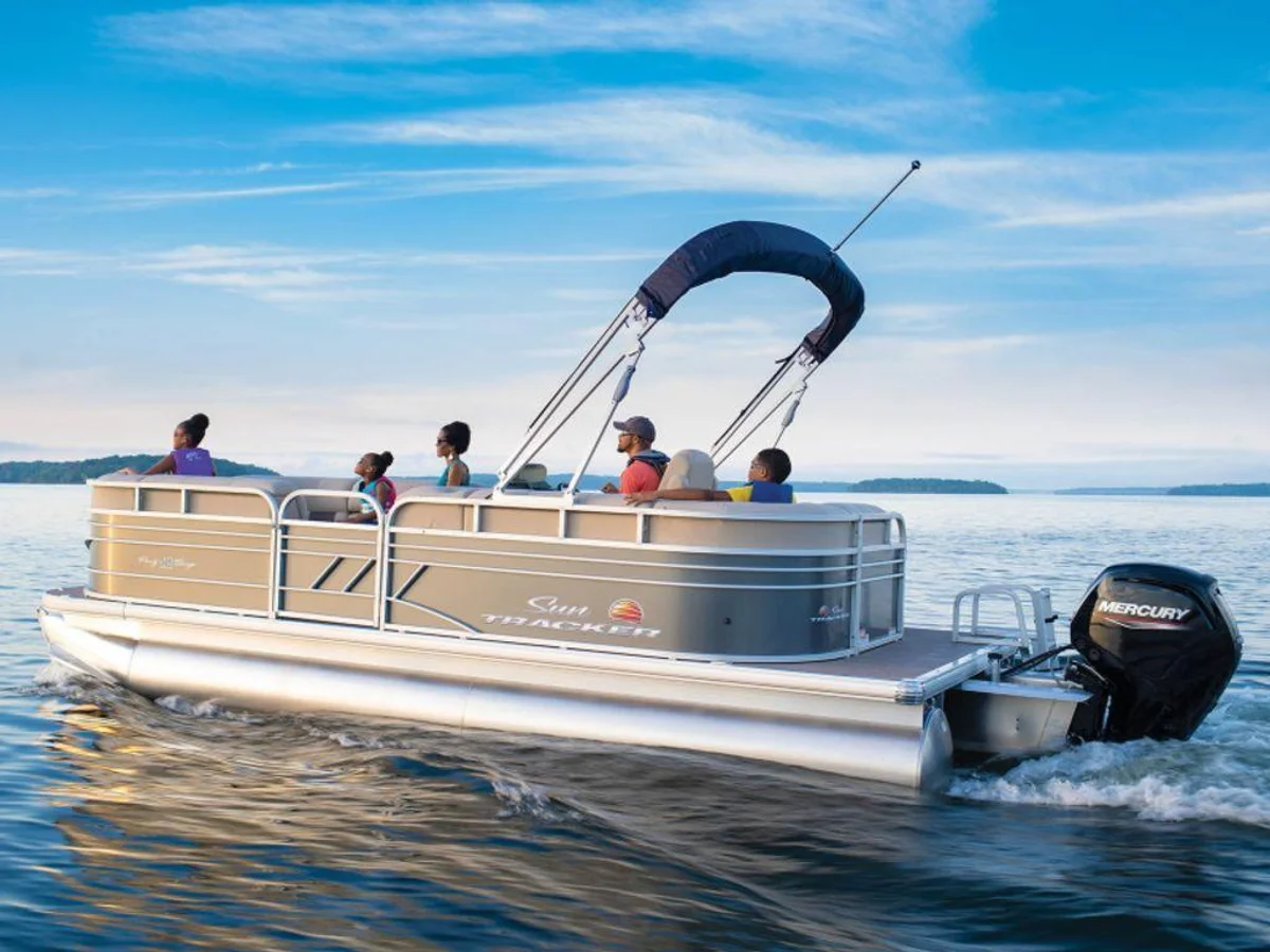 Sun Tracker Party Barge 20DLX 2022 boat specs
