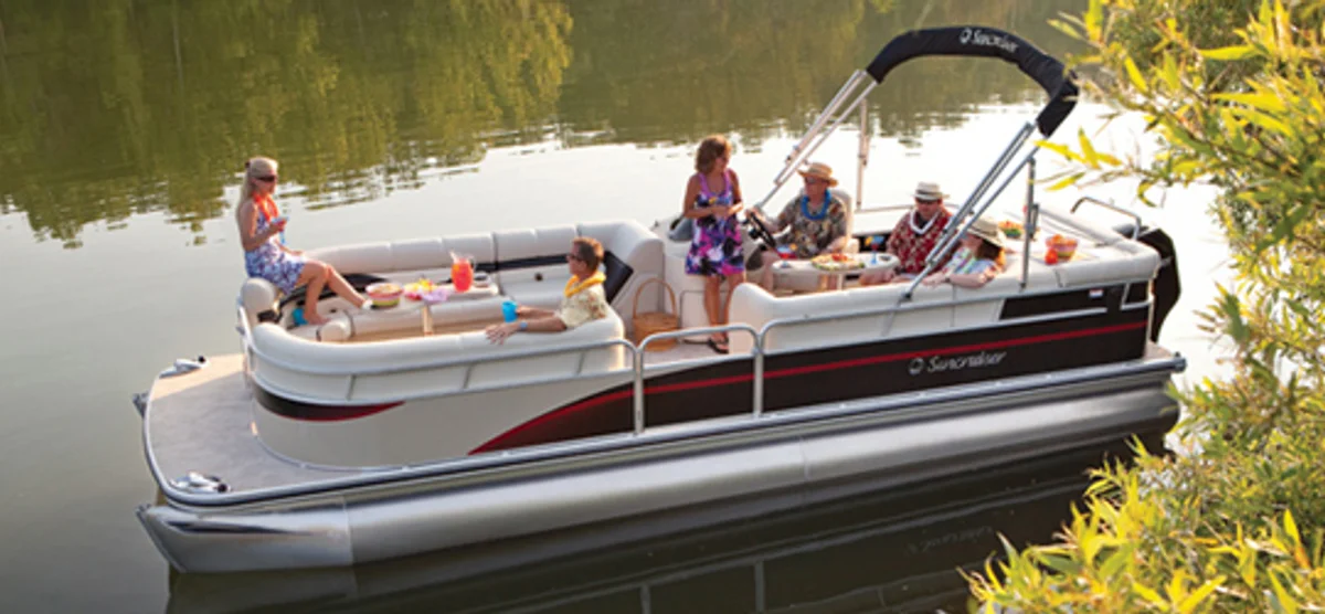 Classic Cruise 8524 Lounger Boat Specs
