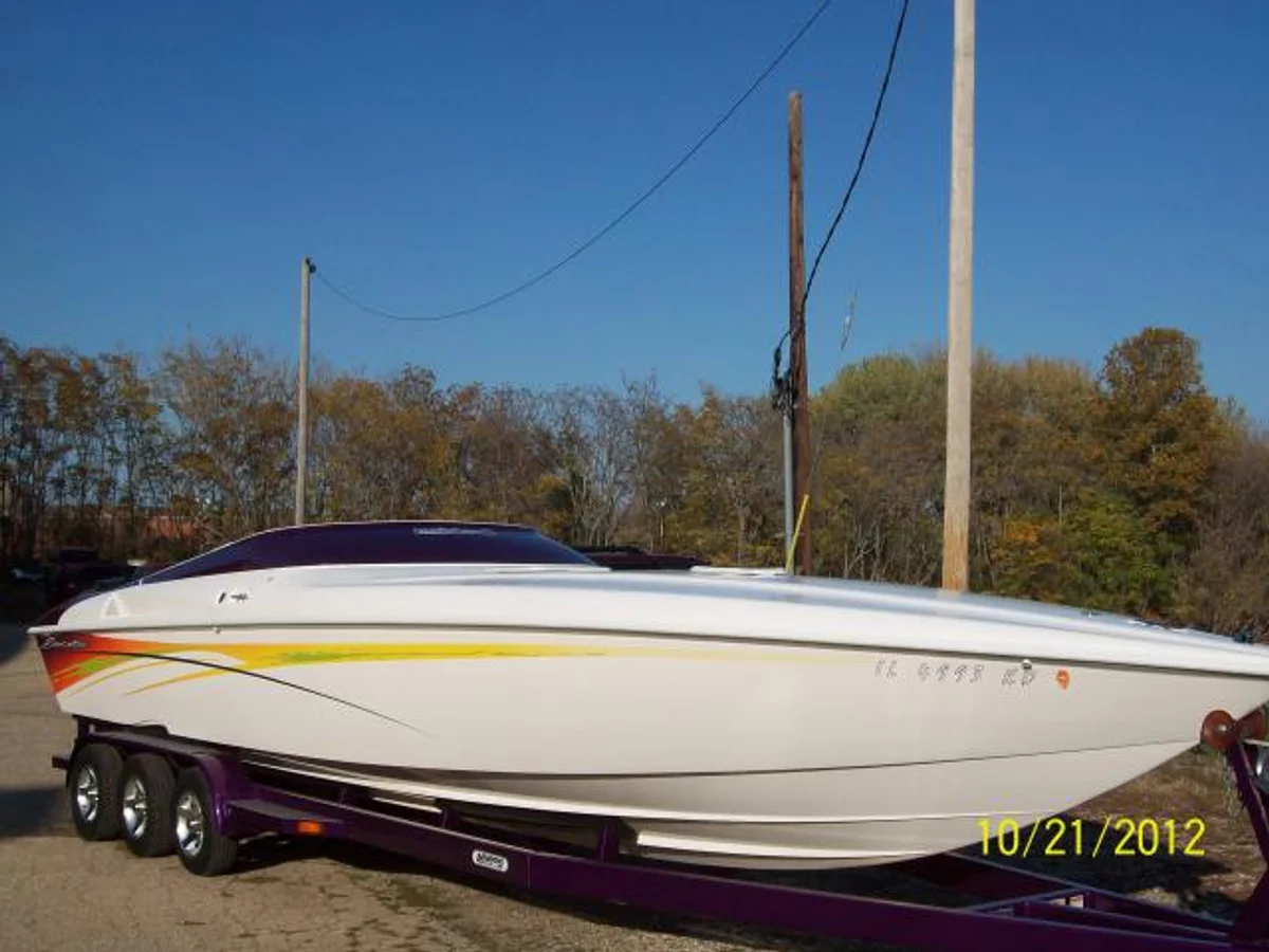 Sunsation Powerboats 32 Dominator 2003 boat specs