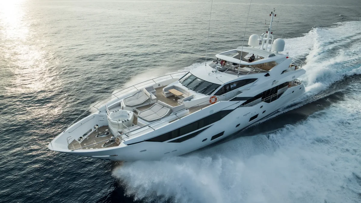 Sunseeker 116 Yacht 2017 boat specs