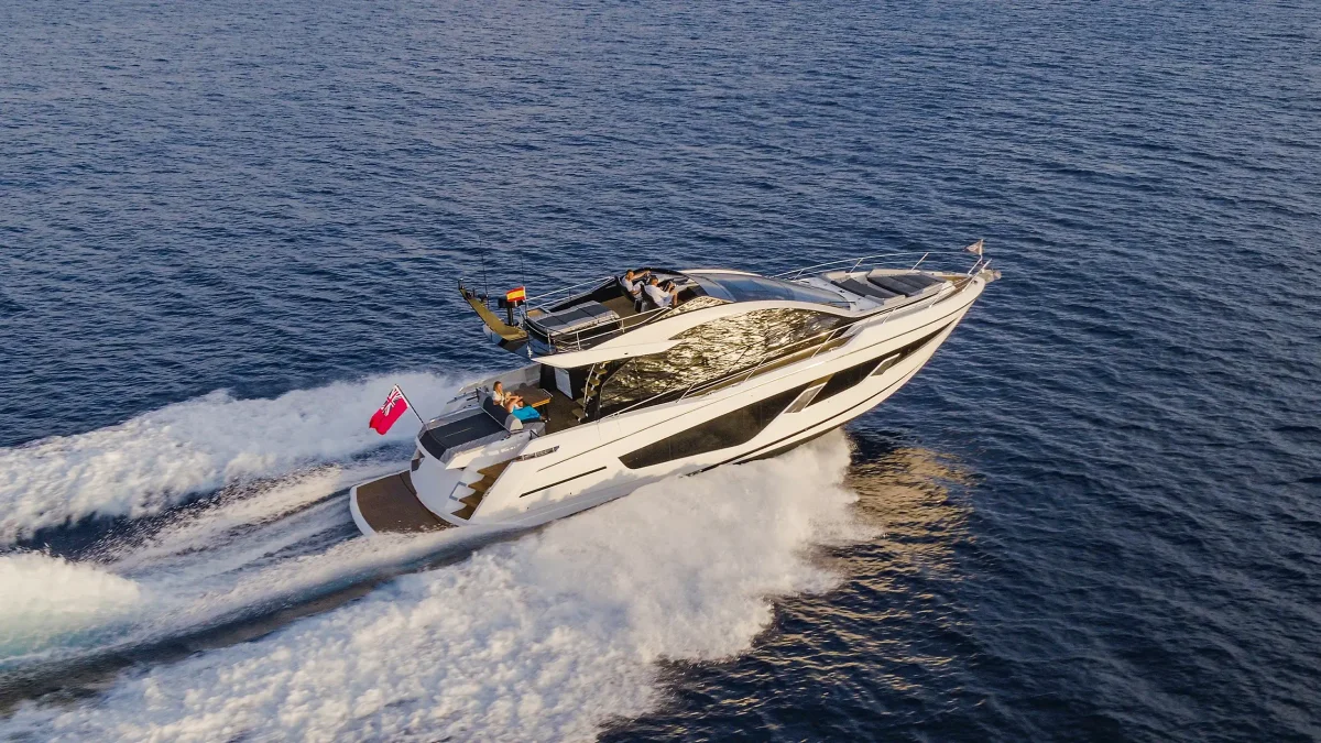 Sunseeker 65 Sport Yacht 2022 boat specs