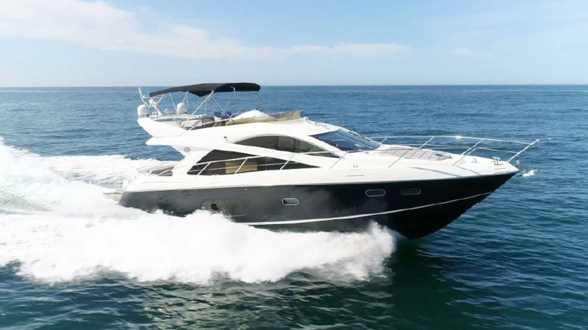 Sunseeker Manhattan 53 2012 boat specs