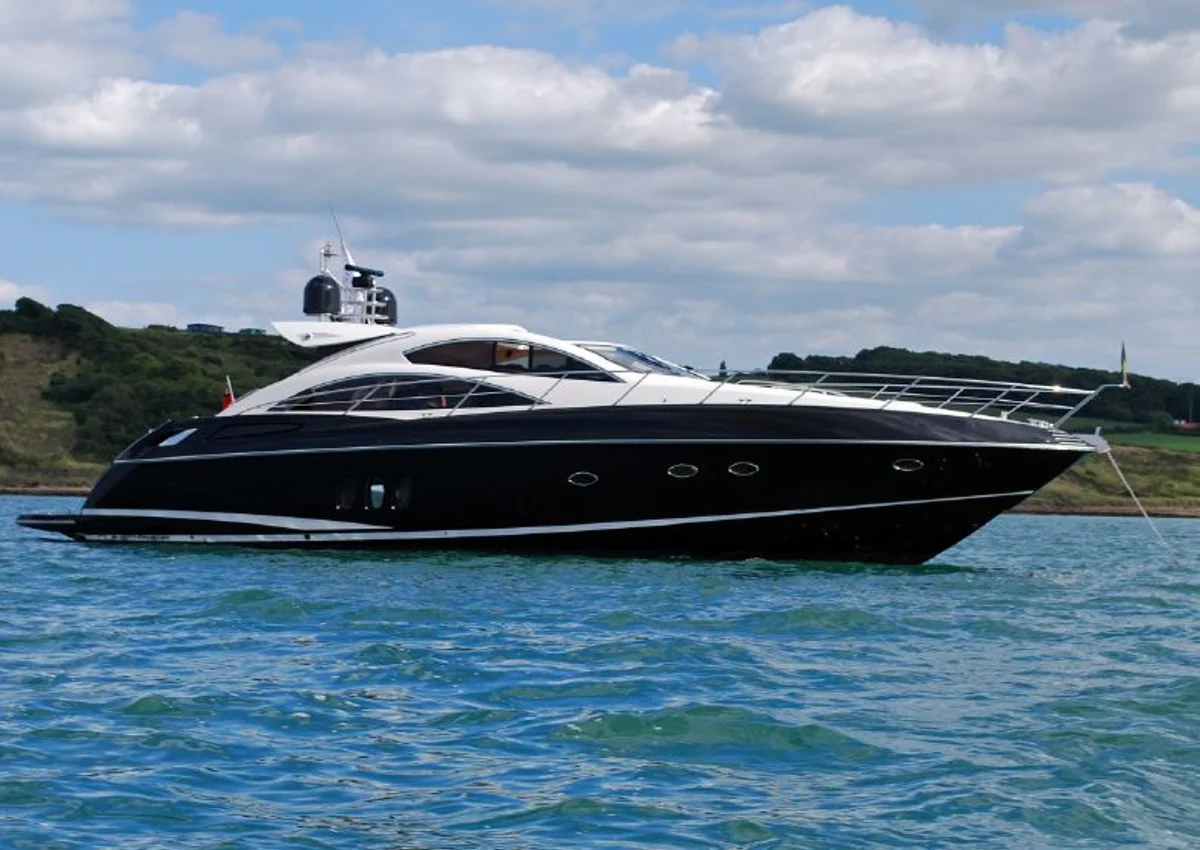 Sunseeker Predator 62 2008 boat specs