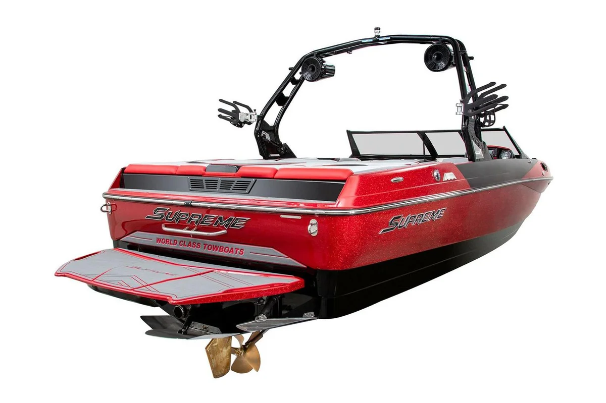 Supreme Boats S238 2021 boat specs