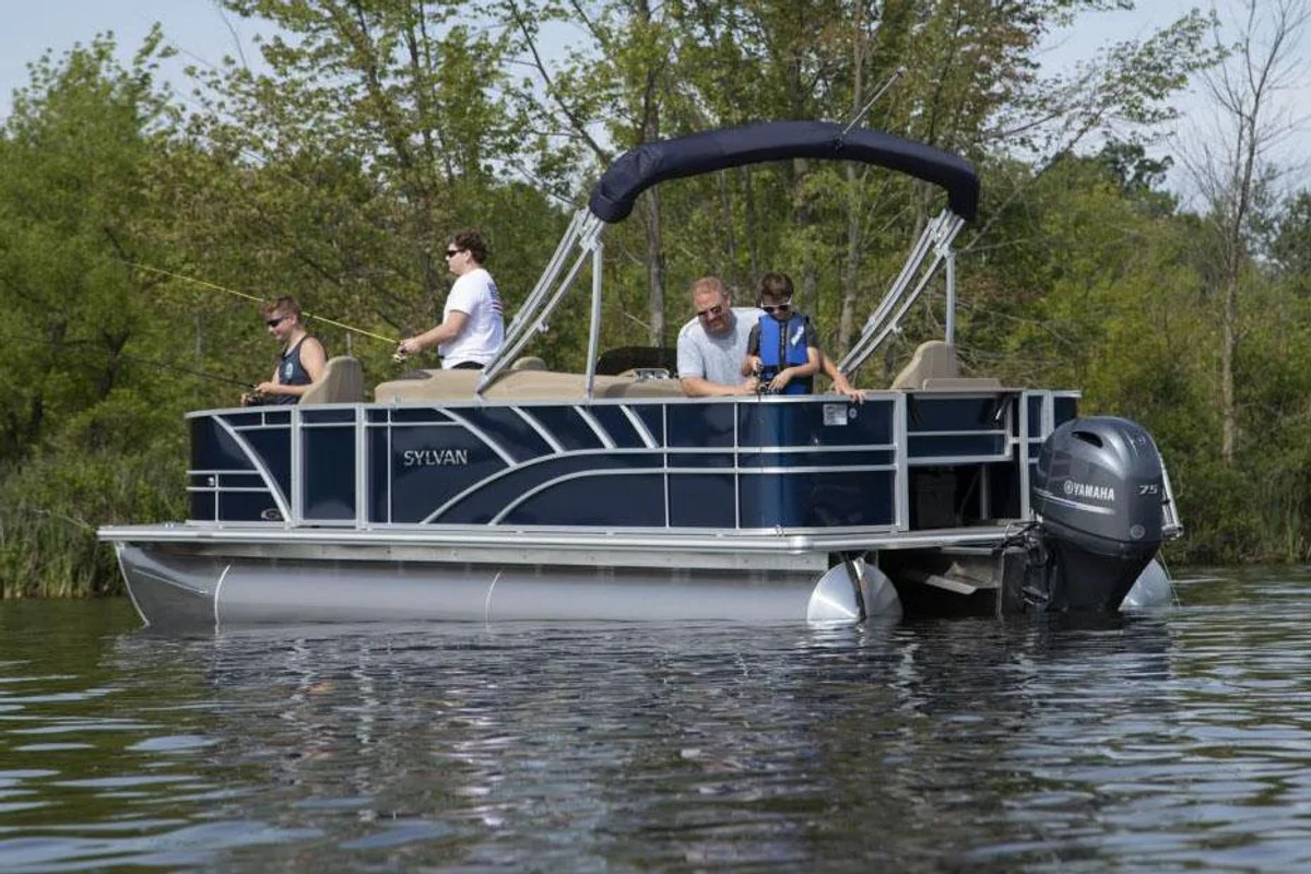 Sylvan 8520 Party Fish 4.0 - IN STOCK 2022 boat specs