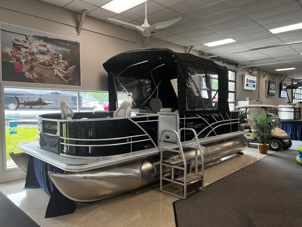 Sylvan 8522 Party Fish - In Stock 2022 boat specs