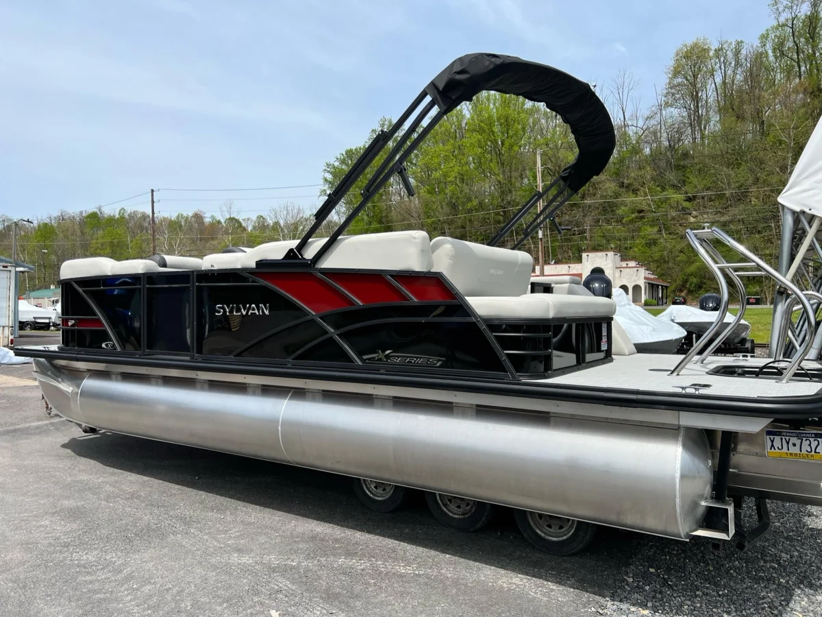 Sylvan X3 CLZ Mirage Tritoon - In Stock 2022 boat specs