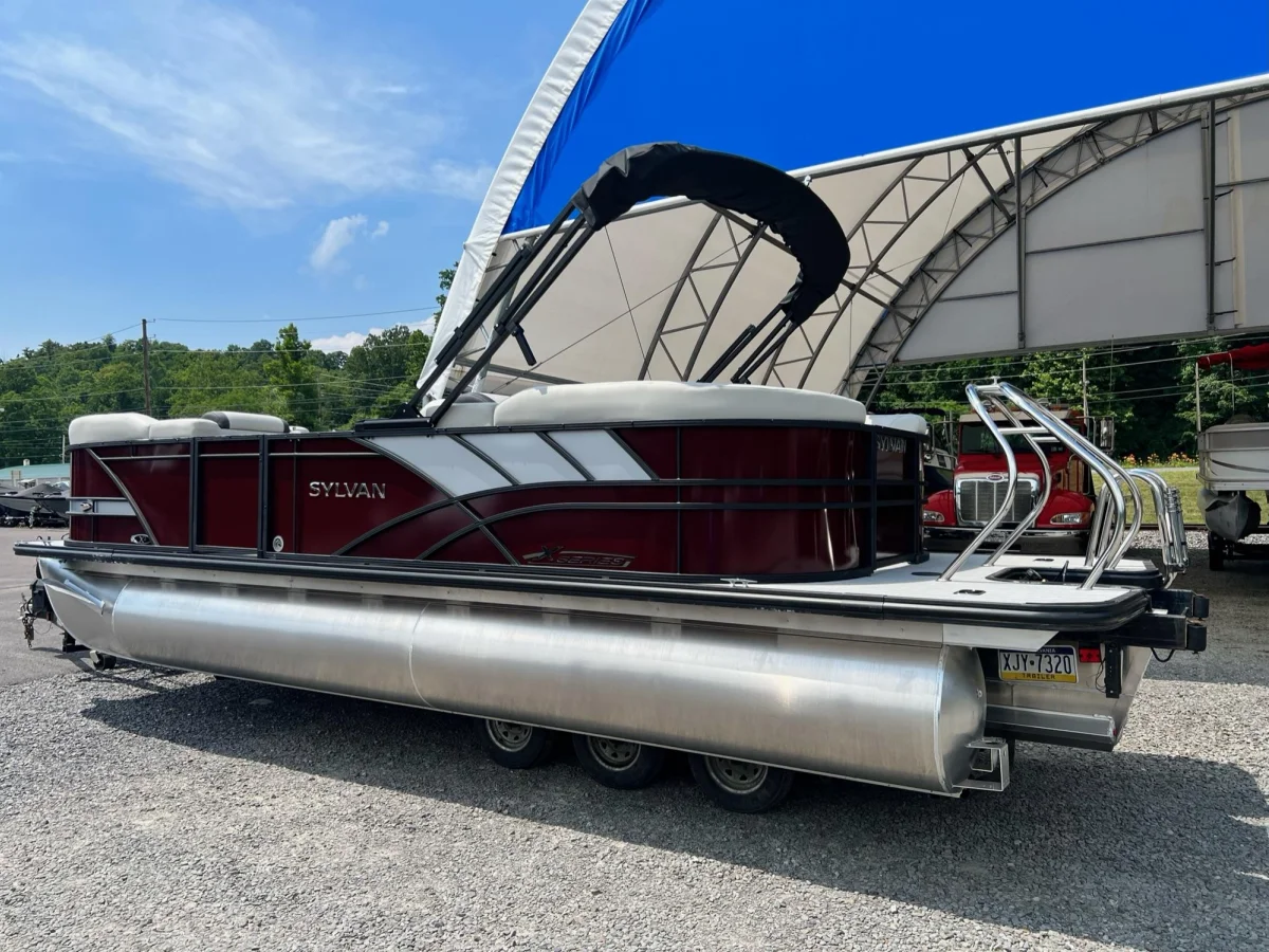 Sylvan X3 LZ Mirage Tritoon - IN STOCK 2022 boat specs