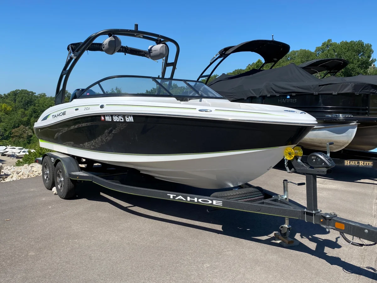 Tahoe 210 S 2021 boat specs