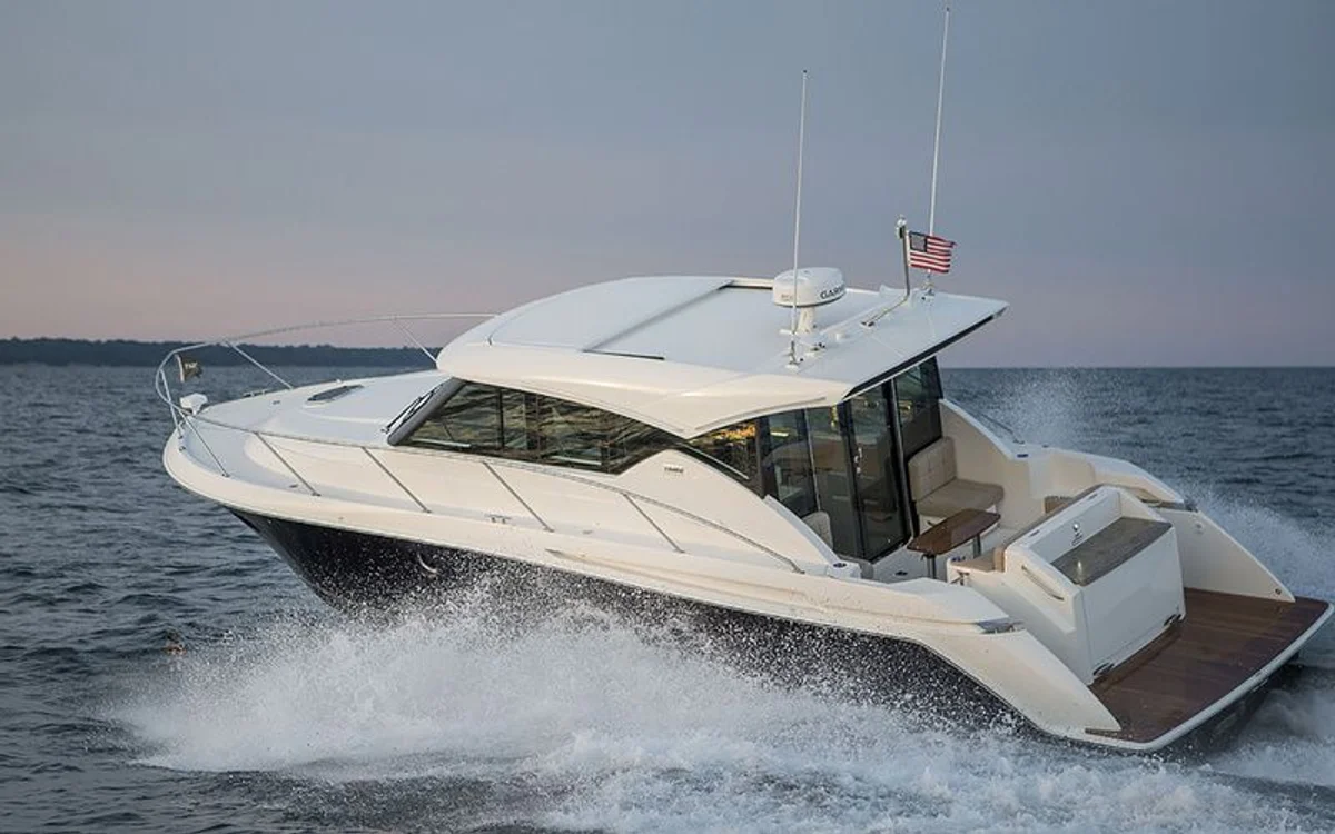 39 Coupe Boat Specs