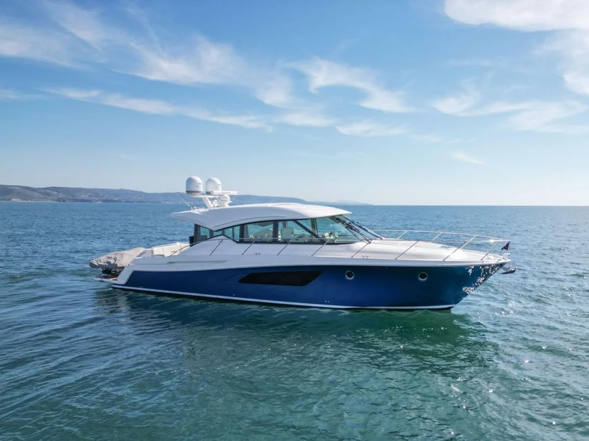 Tiara Yachts 53 Coupe 2022 boat specs