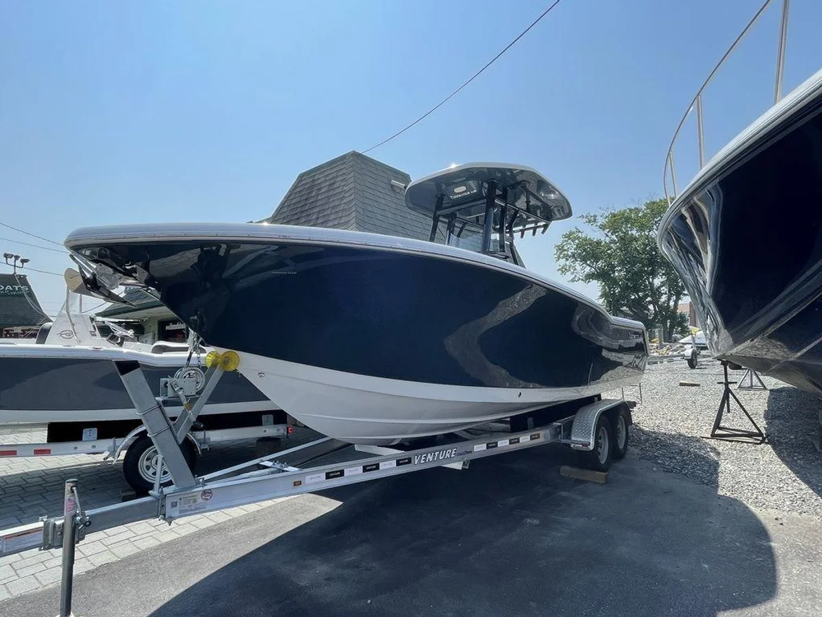 Tidewater Boats 232 LXF 2022 boat specs