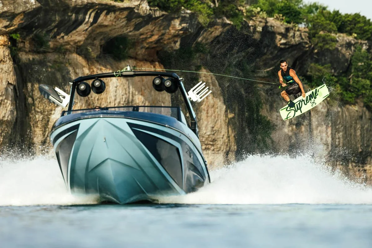 Tige 25Zx 2022 boat specs
