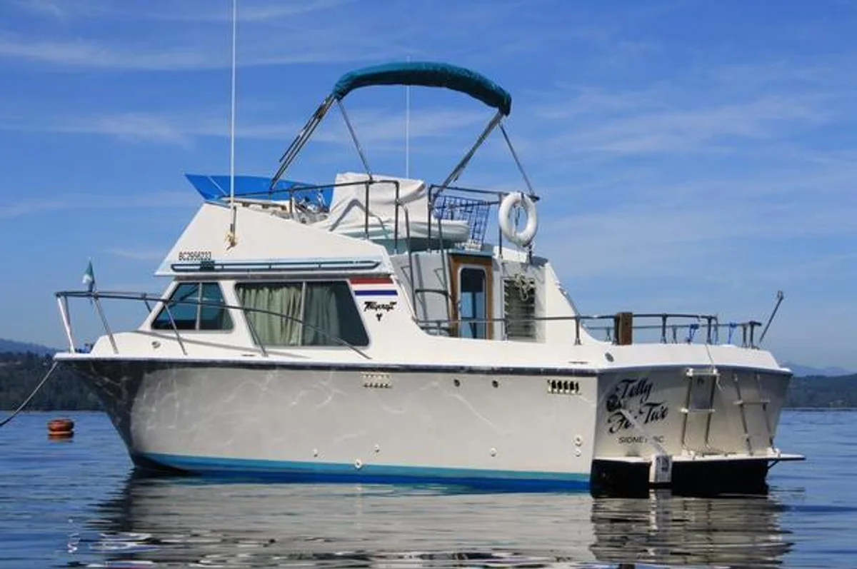 CRUISER Boat Specs