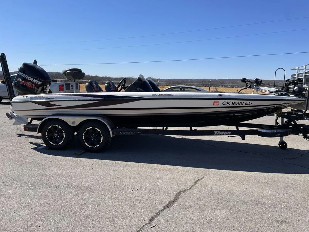 Triton Boats 21 TRX 2018 boat specs