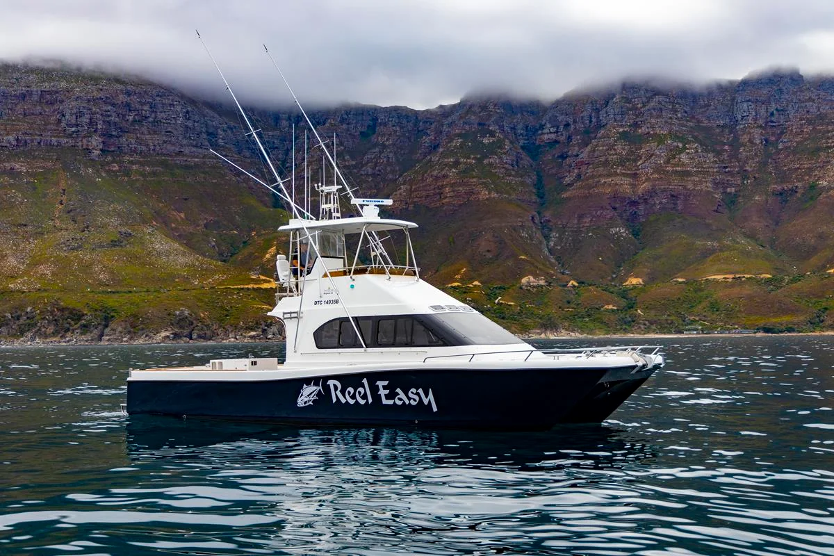 Two Oceans Magnum 46 Power Catamaran Walkaround 2020 boat specs