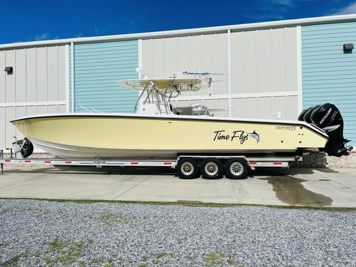 Center Console Boat Specs