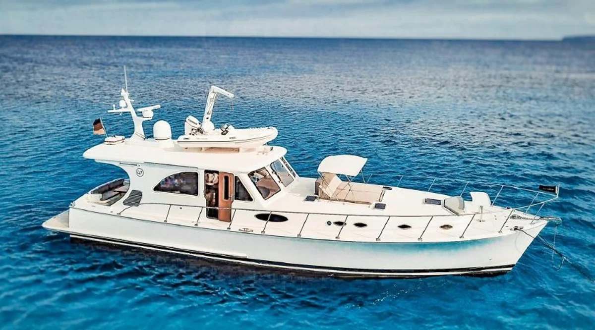 Bahama Bay 55 Boat Specs
