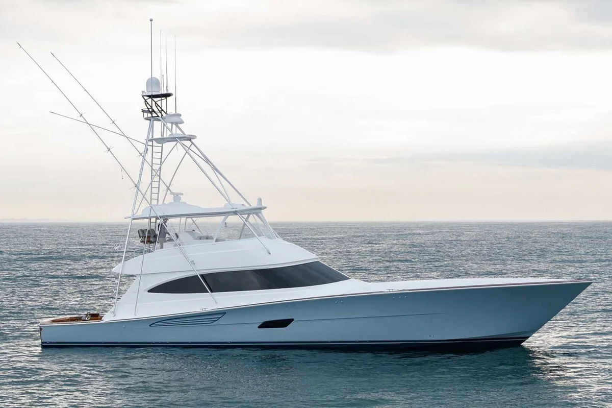 Viking Yachts 82 Convertable 2023 boat specs