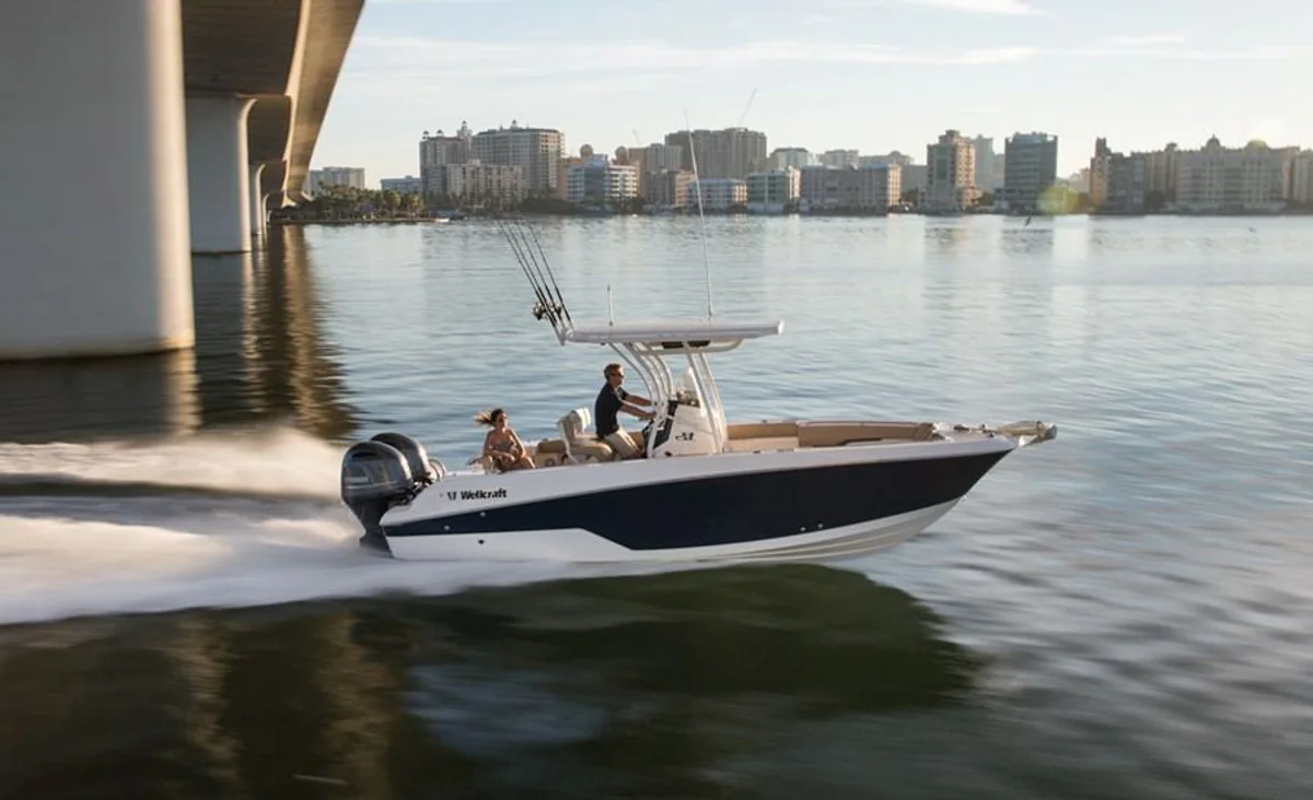 Wellcraft 242 Fisherman 2021 boat specs