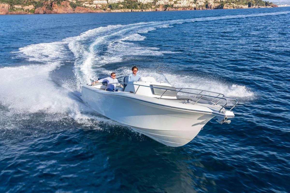 240 SC Boat Specs