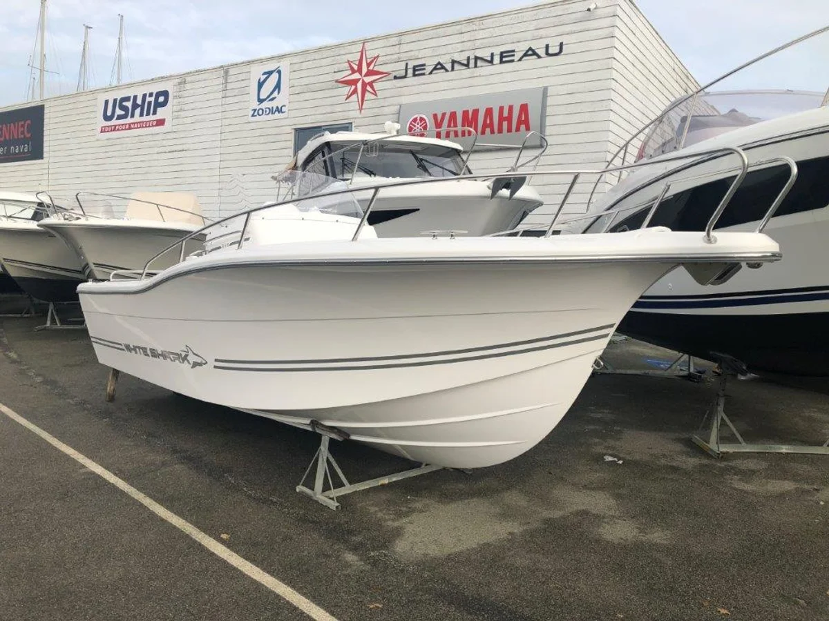 246 Boat Specs