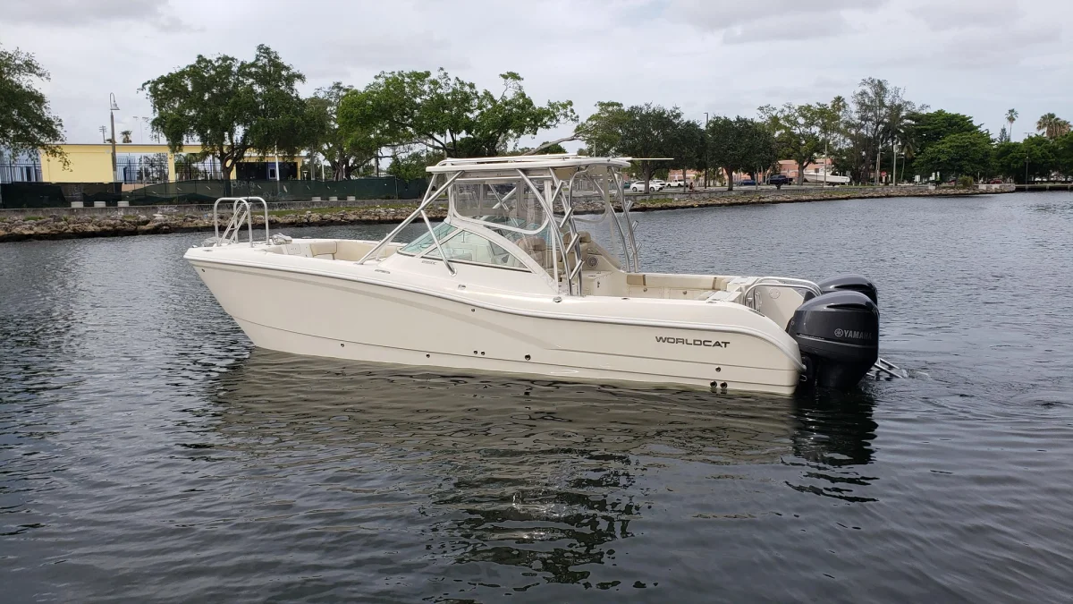 295 DC Boat Specs