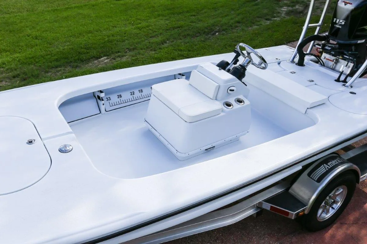 Yellowfin 17 Skiff 2015 boat specs